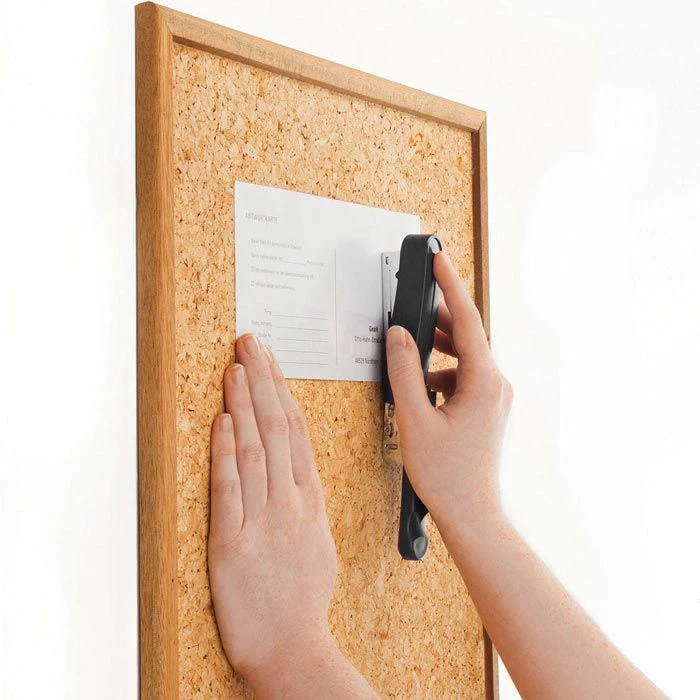 Novus B10 Professional Heftgerät, 020-1712, Heftleistung 15 Blatt, Schwarz 3 Novus B10 Professional Heftgerät, 020-1712, Heftleistung 15 Blatt, Schwarz – Bild 3