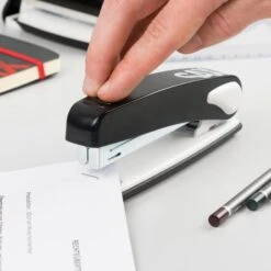 Sax Heftgerät Design 249, 0-249-19, Heftleistung 25 Blatt, Schwarz -Novus Leitz Verkaufe c8cd59b335907006a08f86f553a33d9b94329e4d heftgeraet sax design 249 0 249 19