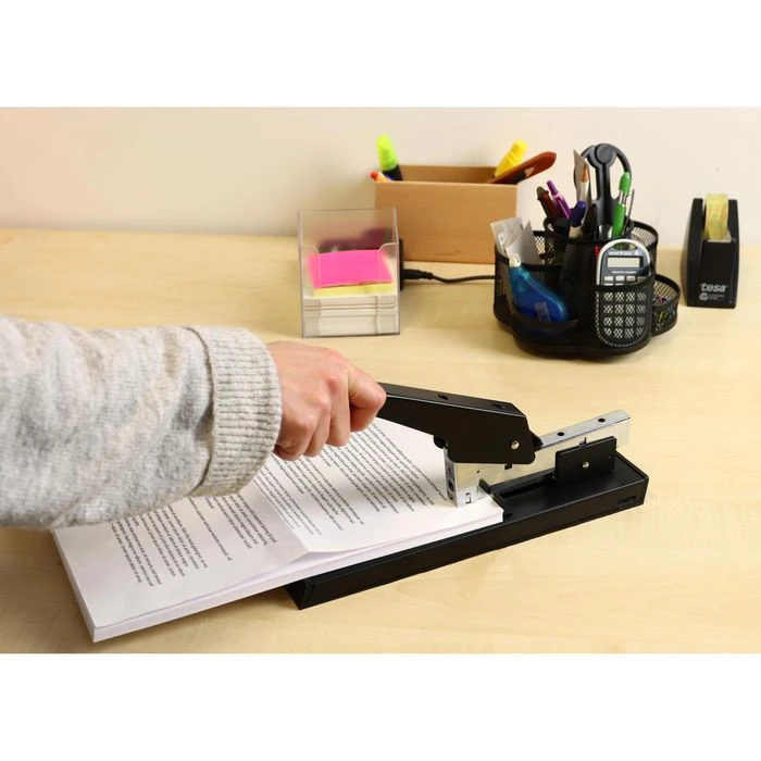 TipTop-Office Heftgerät TTO 403294, H100, Blockhefter, Heftleistung 100 Blatt, Schwarz 2 TipTop-Office Heftgerät TTO 403294, H100, Blockhefter, Heftleistung 100 Blatt, Schwarz – Bild 2